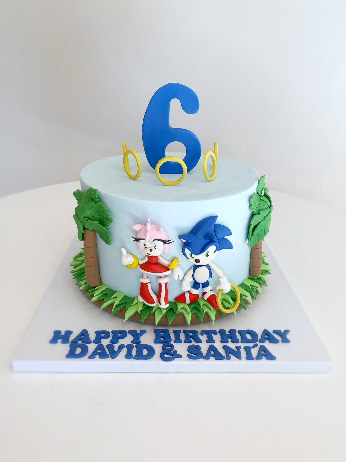 Sonic the Hedgehog Cake