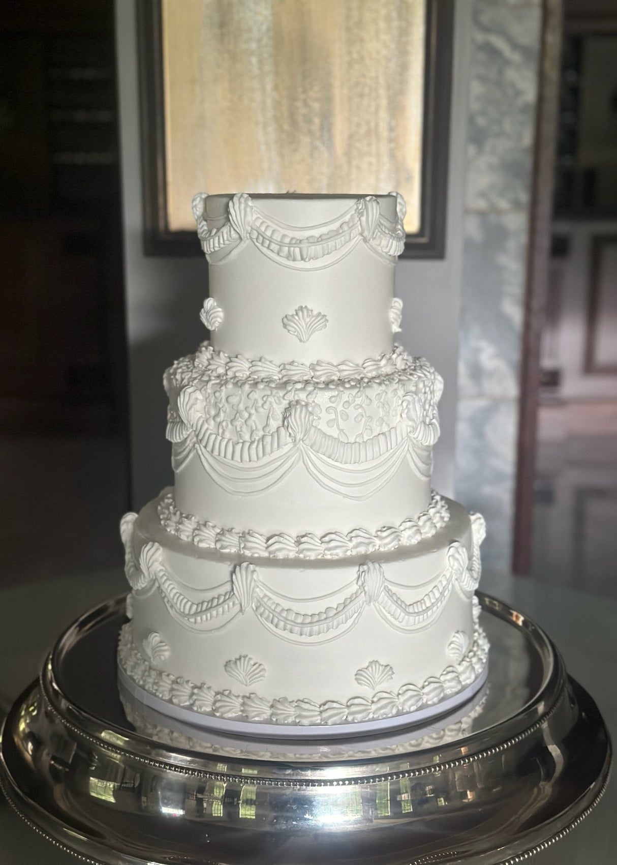 Customize Your Wedding Cake (Base Design Concept WC-1017)