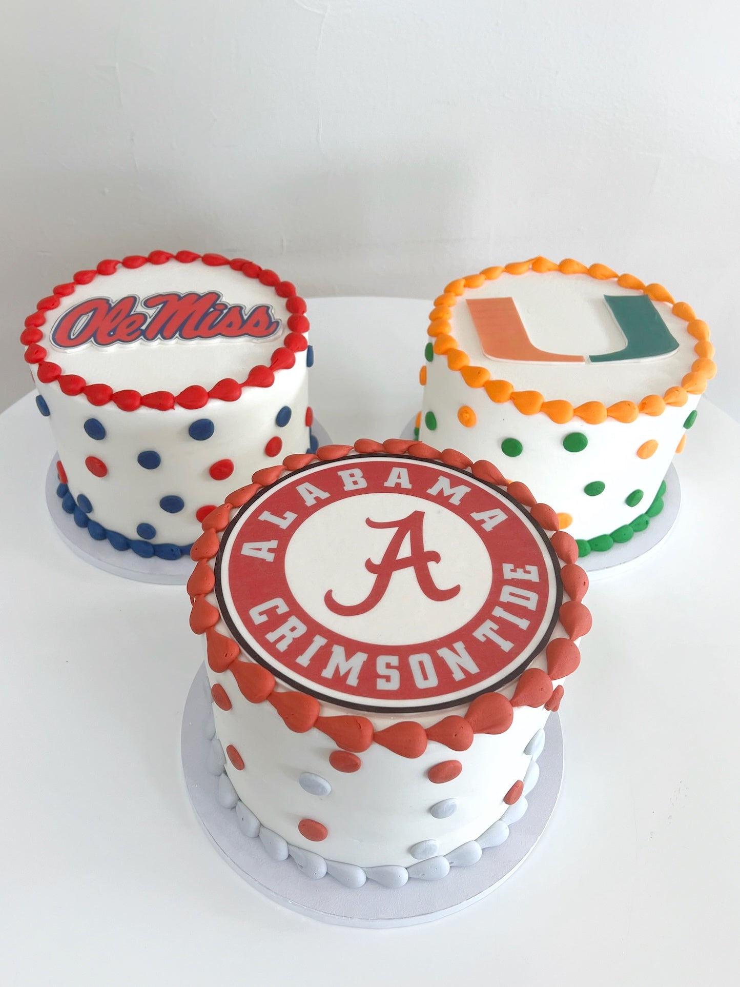School Logo Graduation Cake