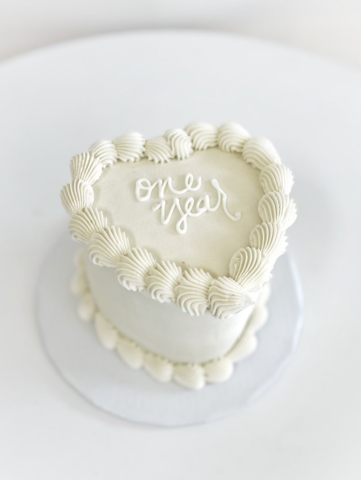 Basic Heart Cake with Shell Border