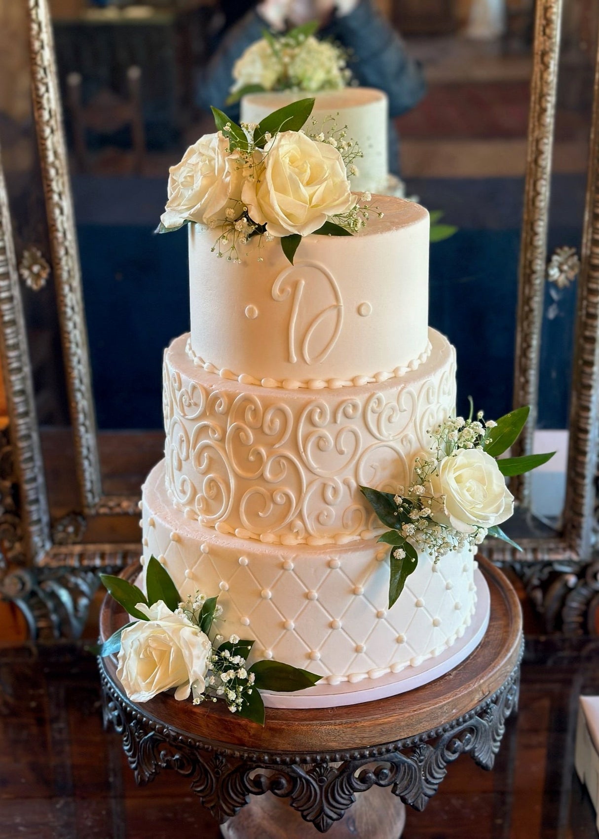 Customize Your Wedding Cake (Base Design Concept WC-1006)