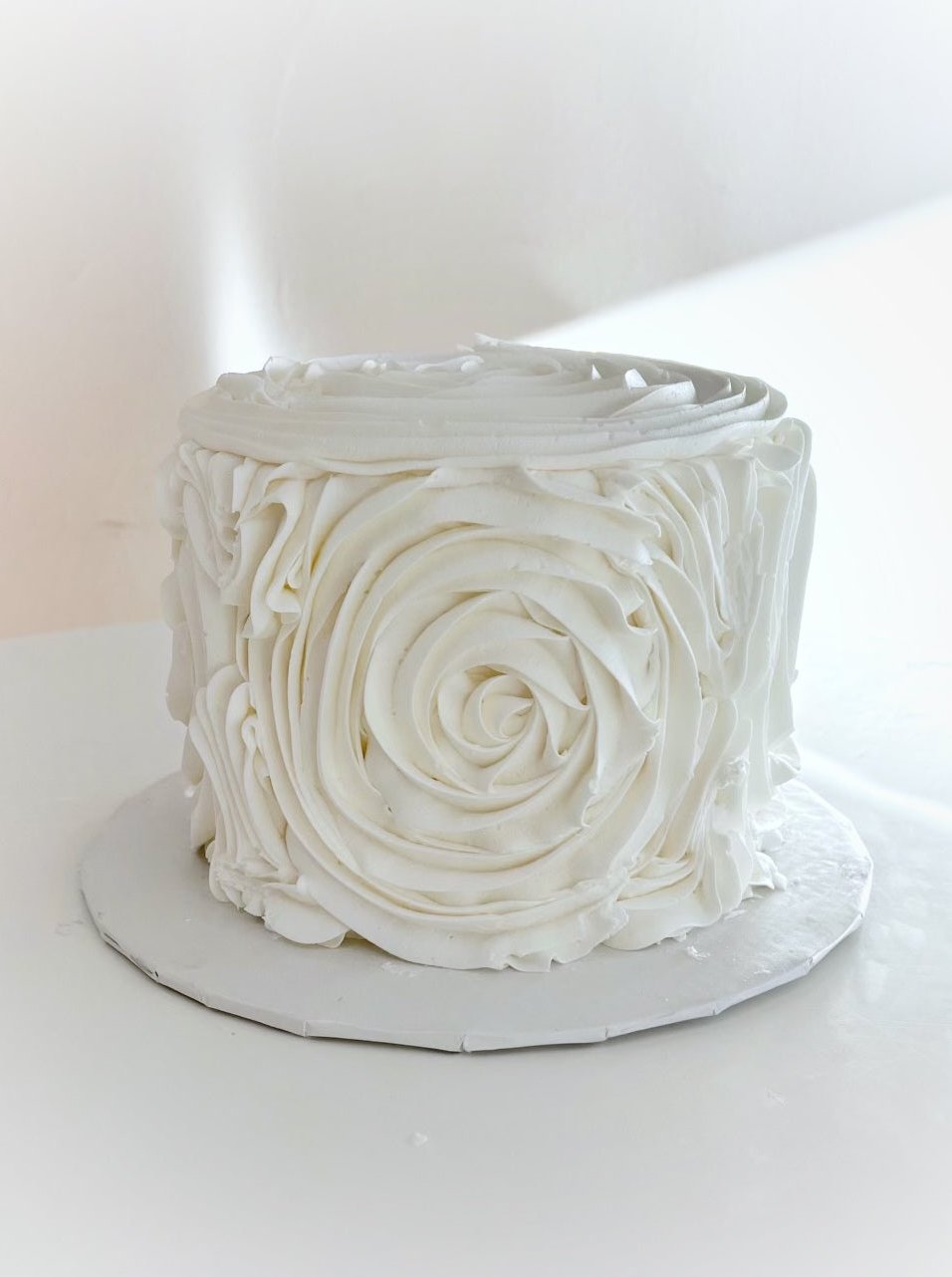 Basic Cake (Rose Ruffle Textured Design with Buttercream)