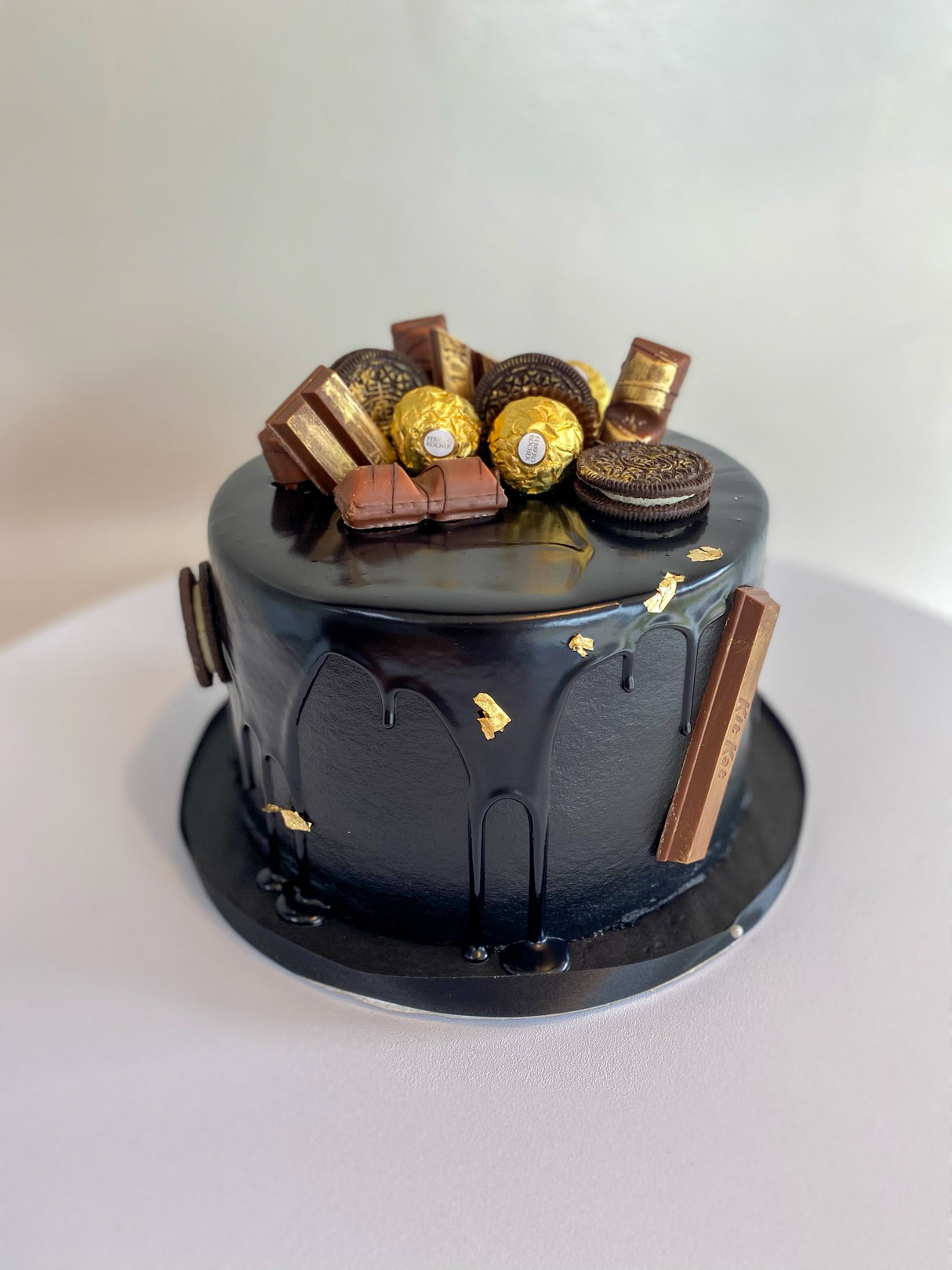 Customized Cake (Black Drip Design with Black Buttercream and Gold Leaf)